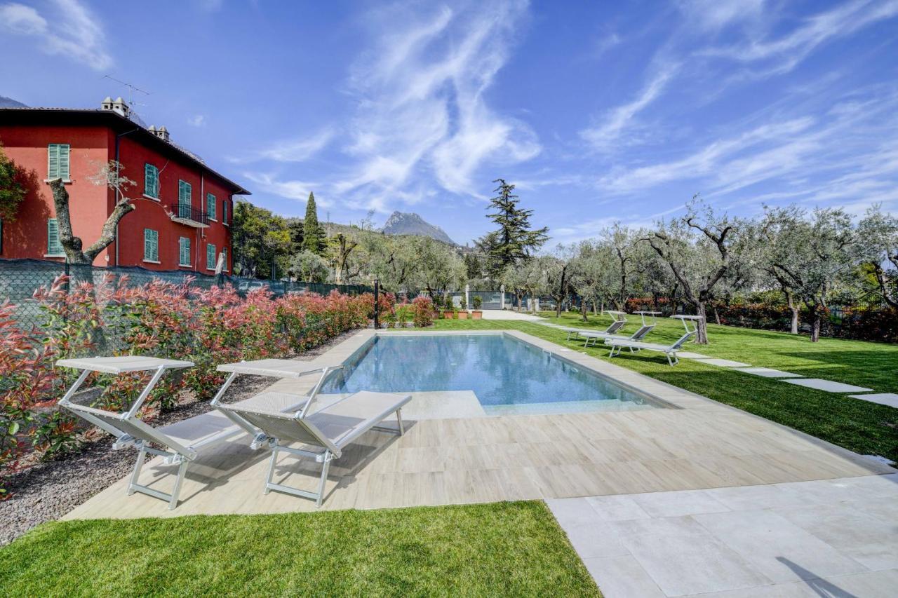 Maison Bellini 2 Toscolano Maderno Buitenkant foto
